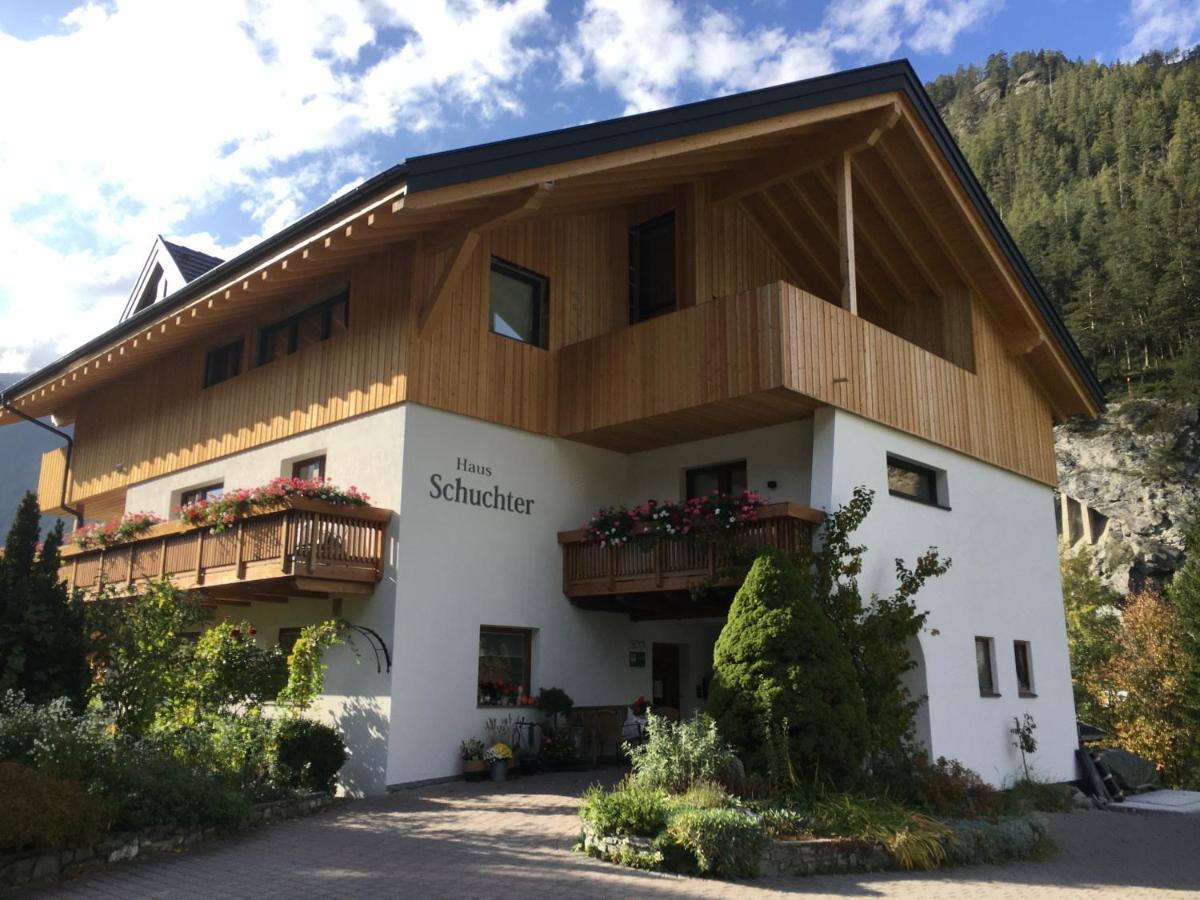 Haus Schuchter Hotel Pfunds Exterior foto